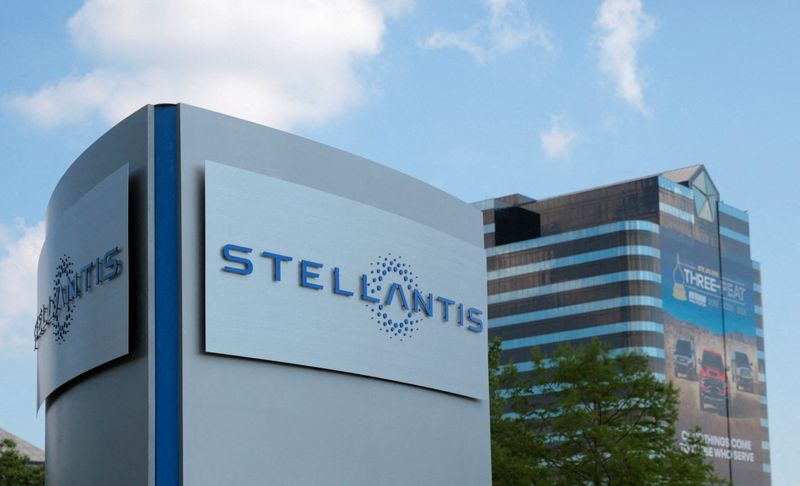 Stellantis Faces Financial Challenges in 2024, Eyes Recovery in 2025
